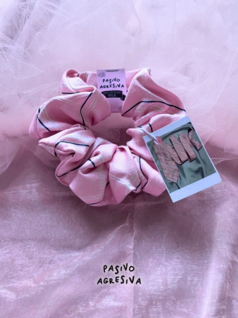 ELLE WOODS Scrunchie 100% jedwab z upcyclingu